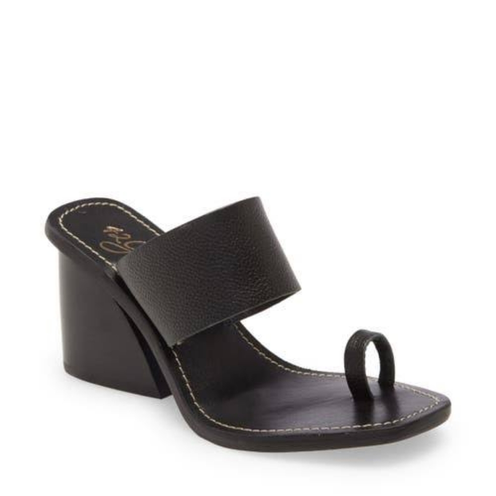 42 Gold Eedie women's black leather sandals